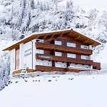 Soldanella Lech am Arlberg