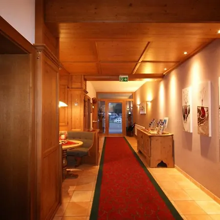 Soldanella Apartment *