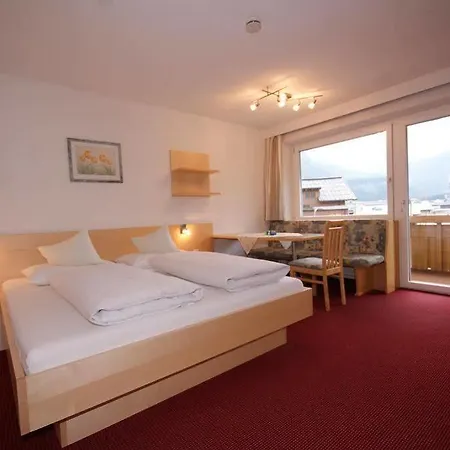Soldanella Apartment *